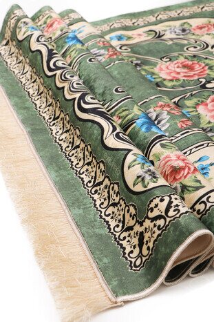 Green Velvet Carpet Prayer Rug - Thumbnail