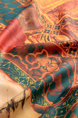 Red Tortoise Tamer Twill Silk Square Scarf - Thumbnail